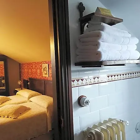 Hotel De 2*