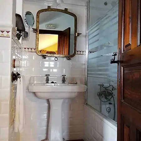 Hotel De 2*
