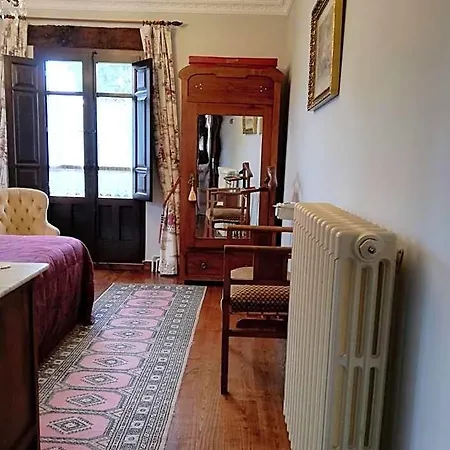 Hotel De 2*