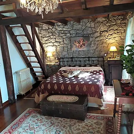 De Hotel 2*