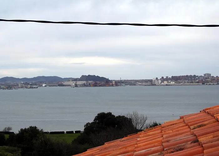 De Отель Педренья